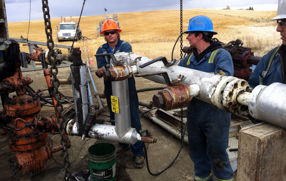 Lifteck International | Reservoir Gas Driven Pumps for Oil & Gas Wells